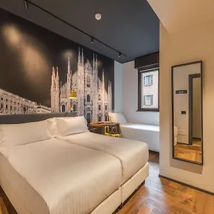 *** Otel Roxy İtalya