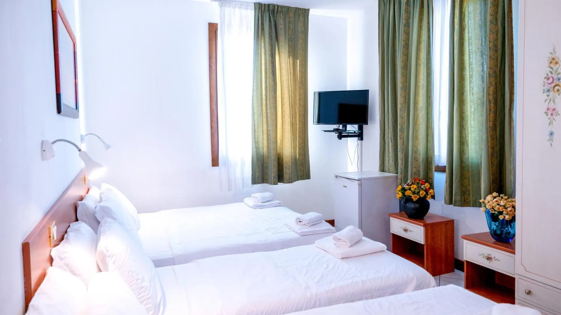 Hotel New Aurora Venice Μαργκέρα 2*,  Ιταλία